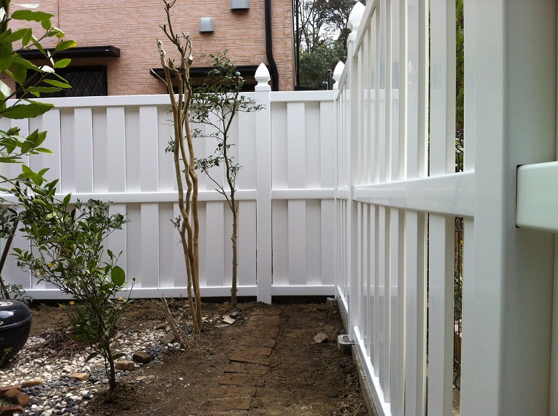Popular And Cheap Composite Pvc Plastic Fence