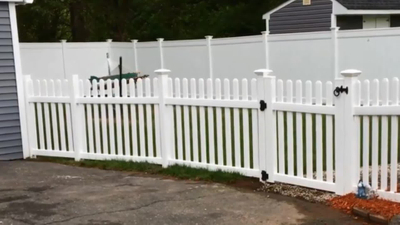 Picket Privacy Palisade Pvc Plastic Vinyl Garden Fence